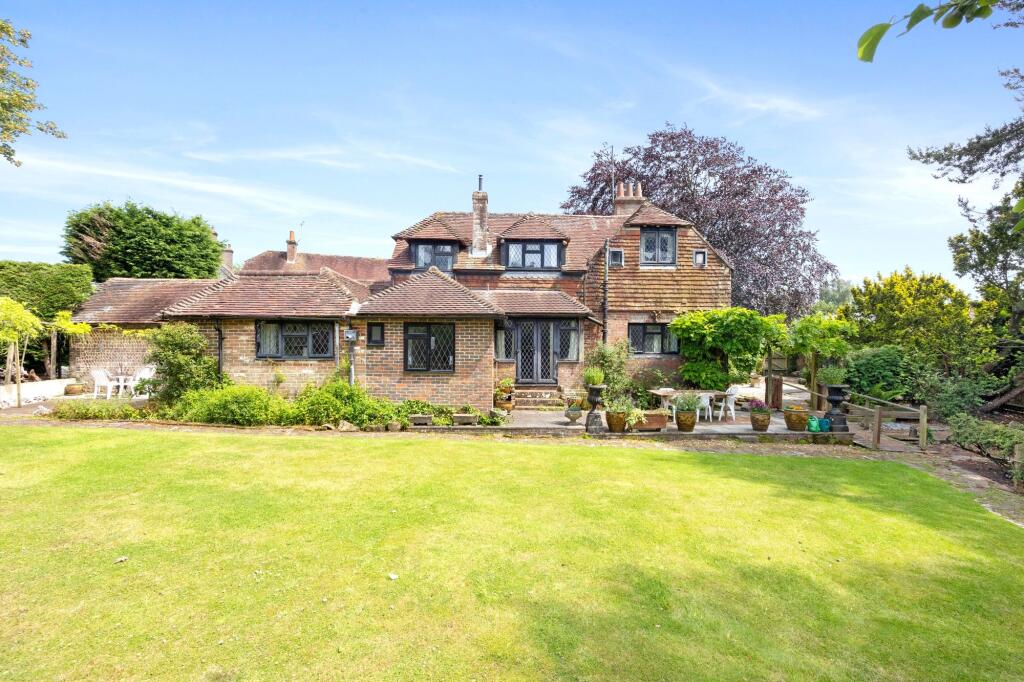 4-bed detached on Burtenshaws, 11 Boddingtons Lane, Ditchling, BN6 8SS, £900,000