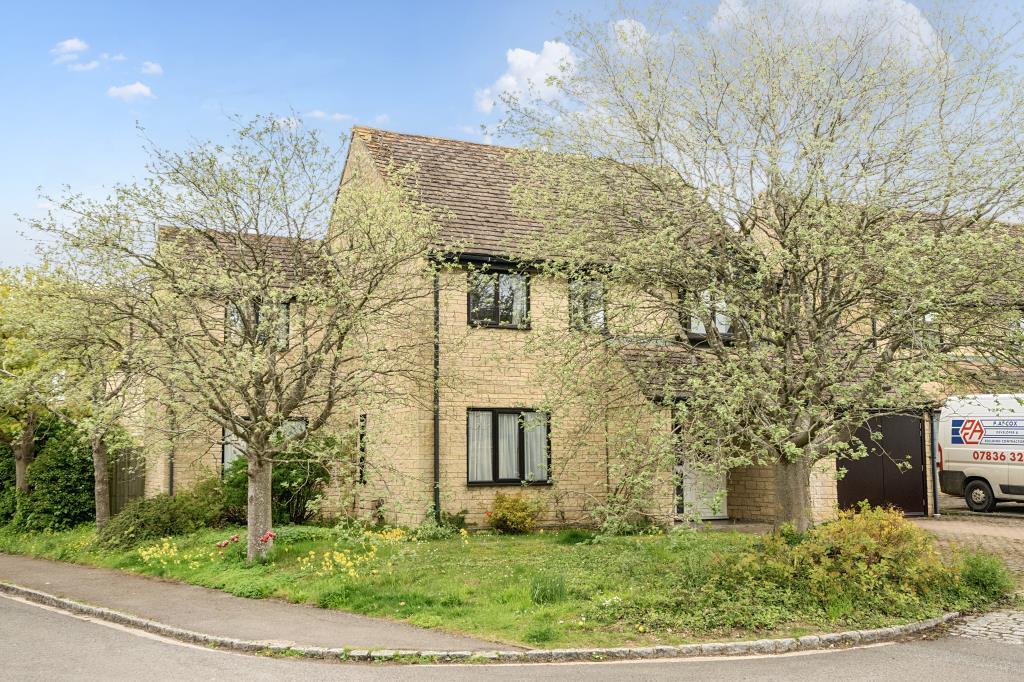 Main image of property: Oxlease, Witney, OX28