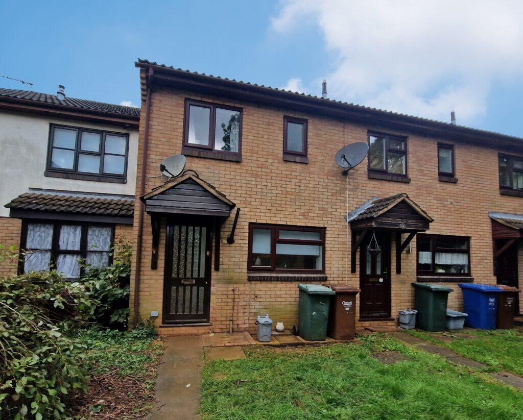 Main image of property: Glyndebourne Gardens, Banbury, OXON, OX16