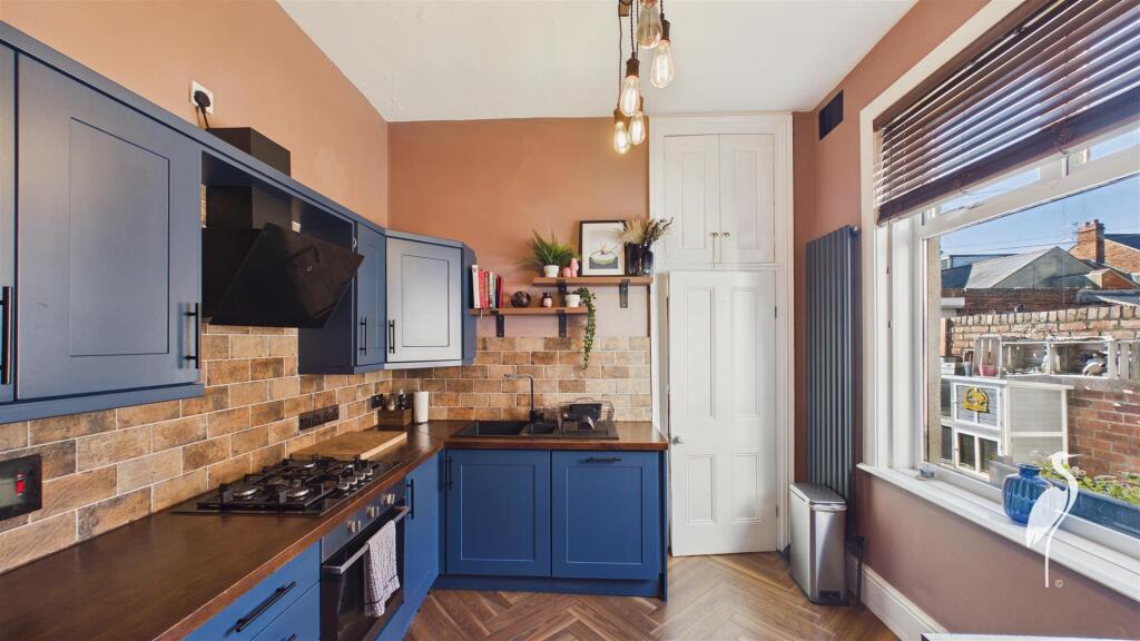 House in Sunderland, Roker - More