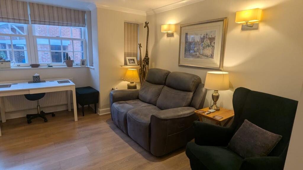 House in Wells, Somerset - View 3