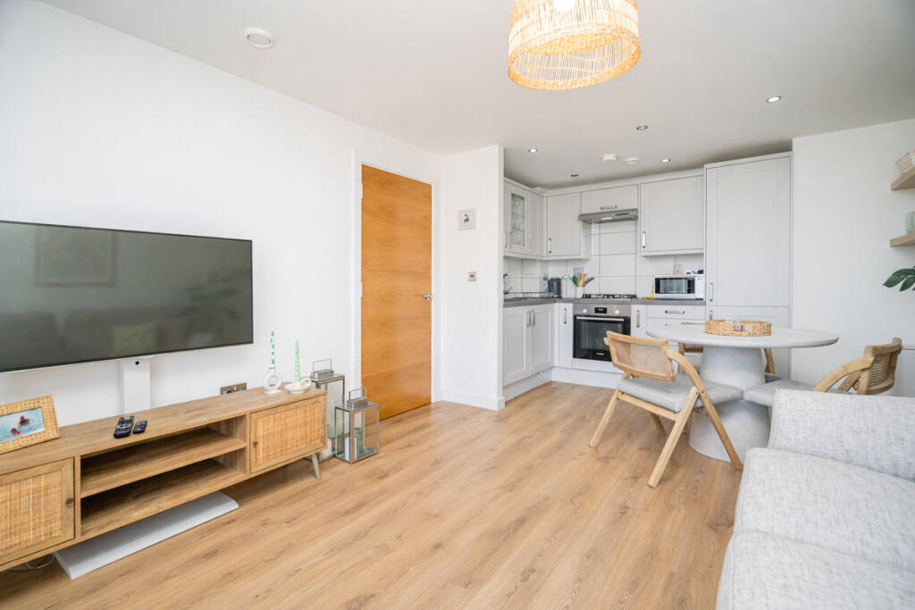 Main image of property: Princes Way, Bletchley, Milton Keynes, MK2