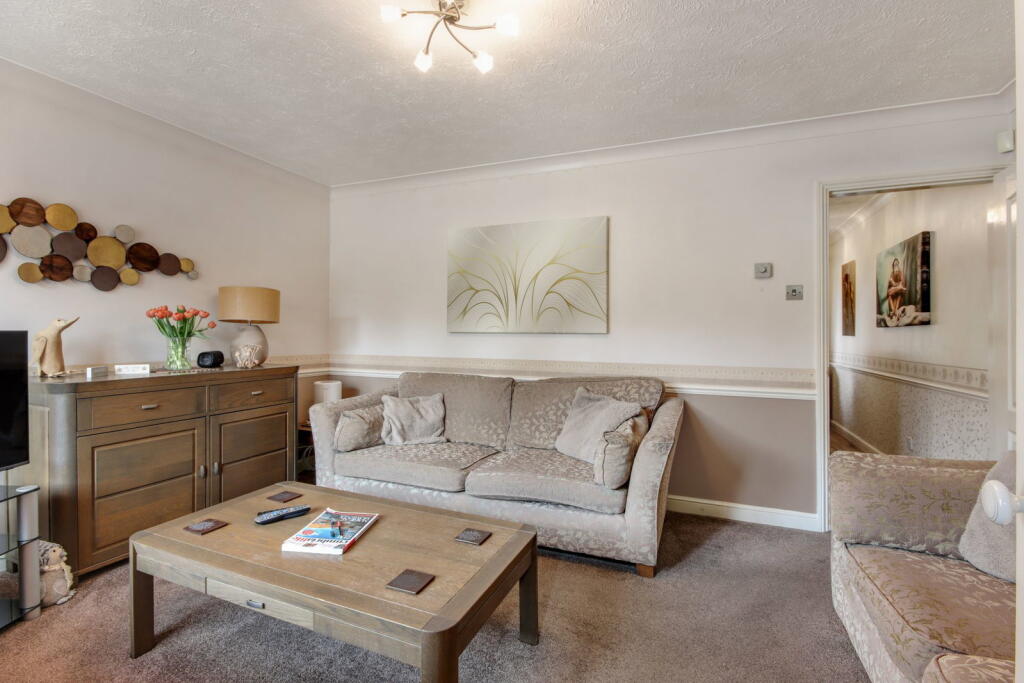 House in Dartford, Stone - View 3