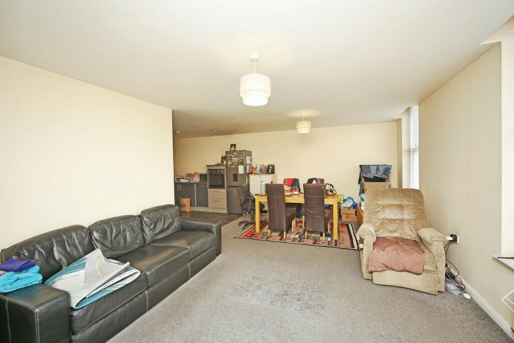 Warwick Road, Solihull photo 4