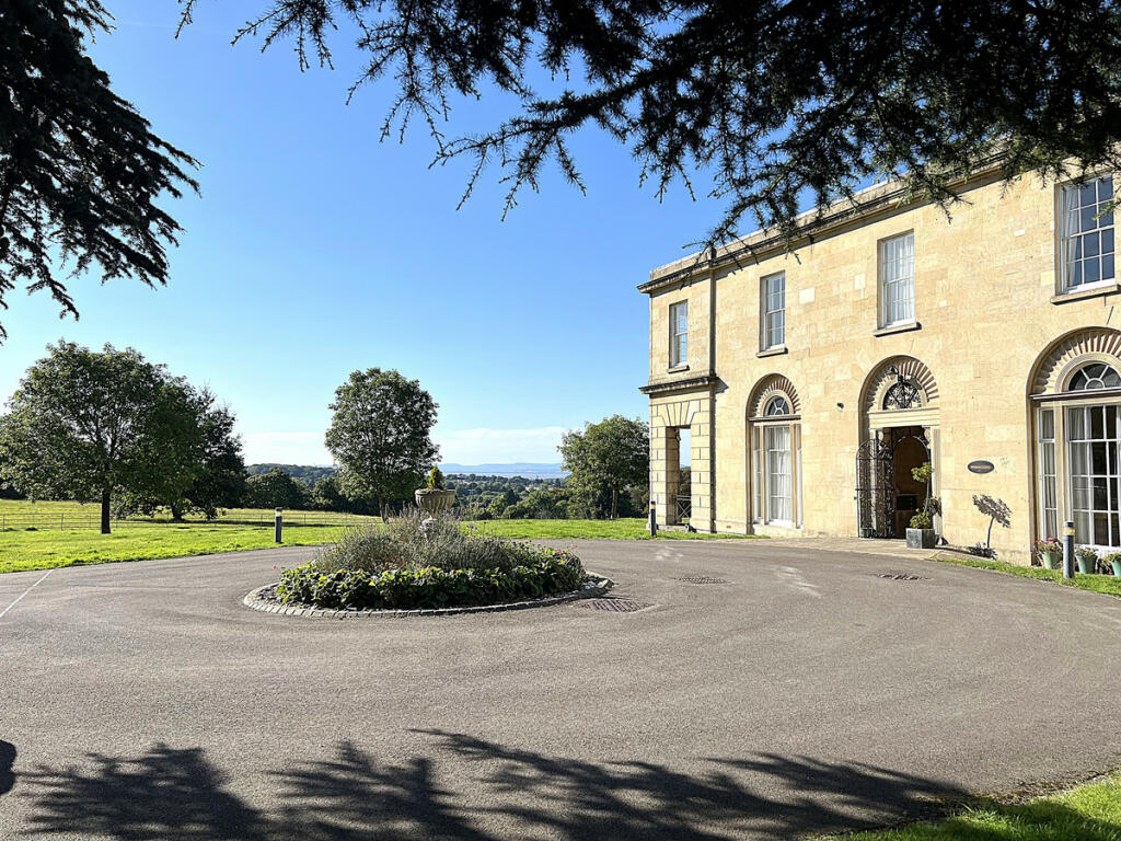 3-bed flat on Repton Hall, Bristol, BS10, £450,000