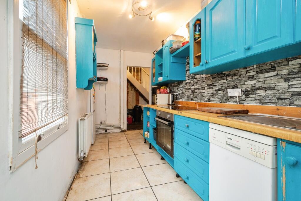 House in Plymouth - View 5