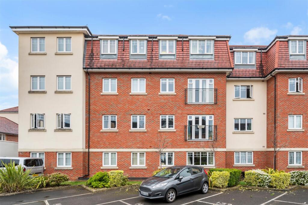 Main image of property: Schoolgate Drive, Morden