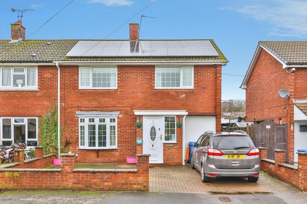 Main image of property: Caunton Close, Meden Vale, Mansfield, Nottinghamshire, NG20