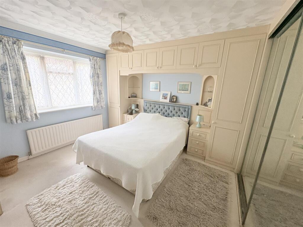 House in Fareham, Hampshire - View 5