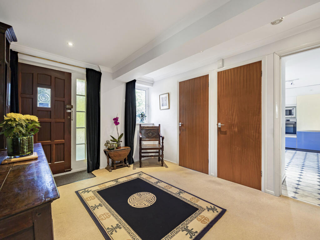 Church Hill, Hurst, RG10 - View 3