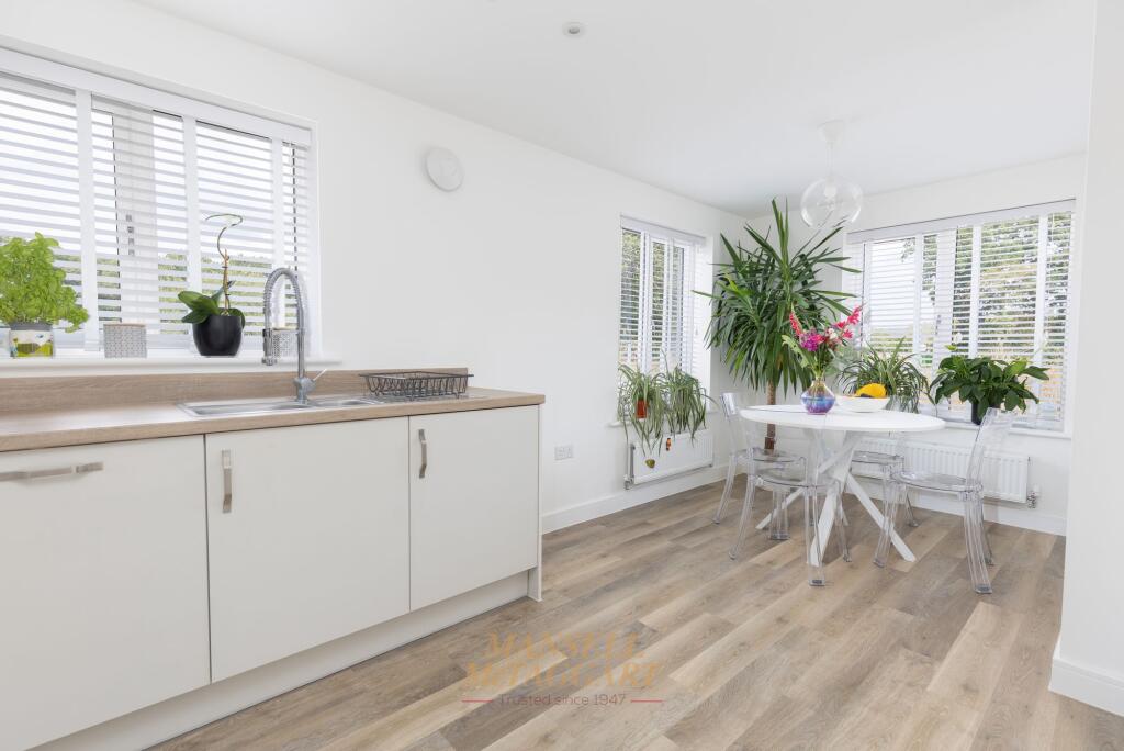House in Mid Sussex, Worth - View 5