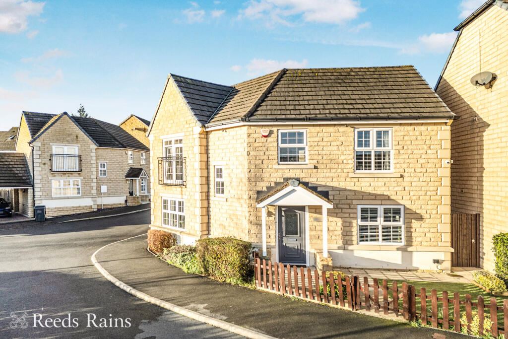 Main image of property: Jilling Ing Park, Dewsbury, West Yorkshire, WF12