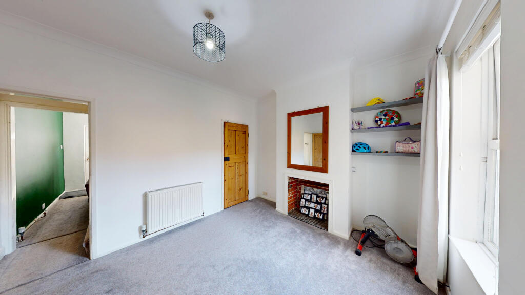 House in Norwich, New Catton - More
