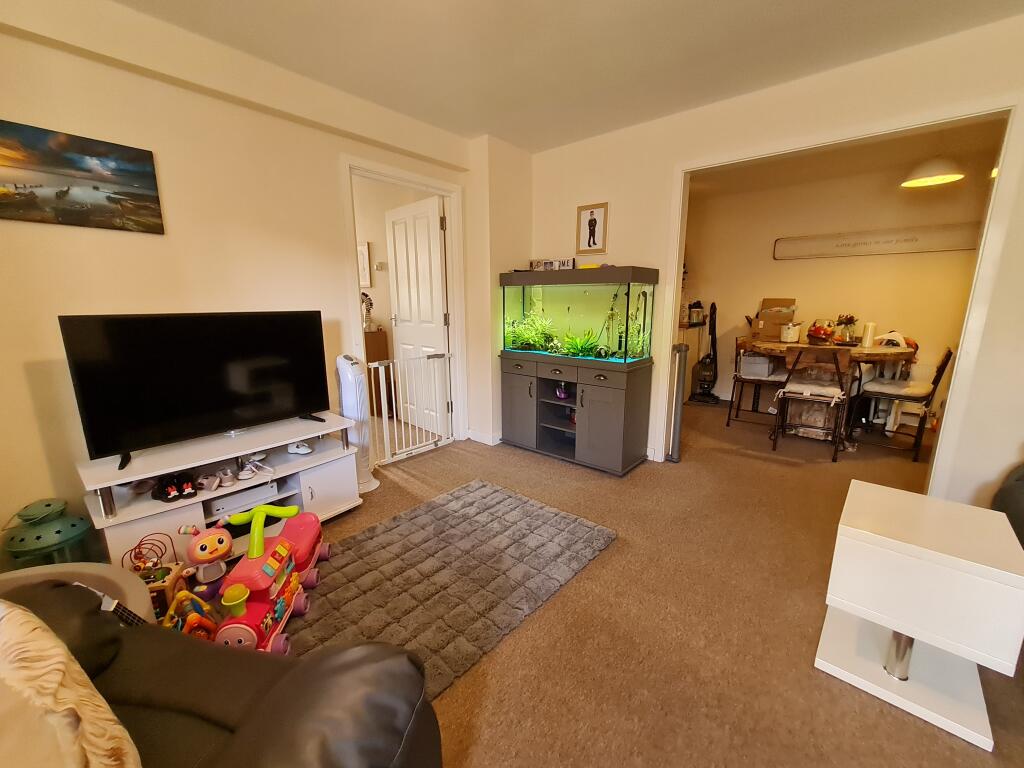 Apartment in Sandown, Yaverland - View 4