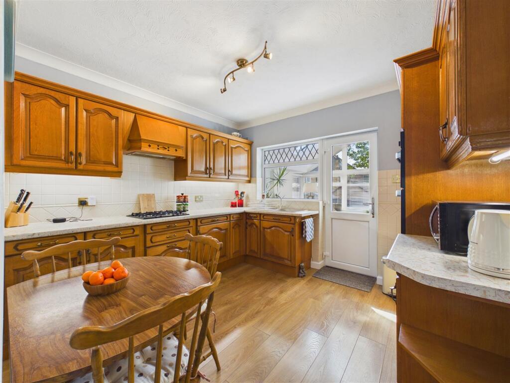 House in Hull - View 2