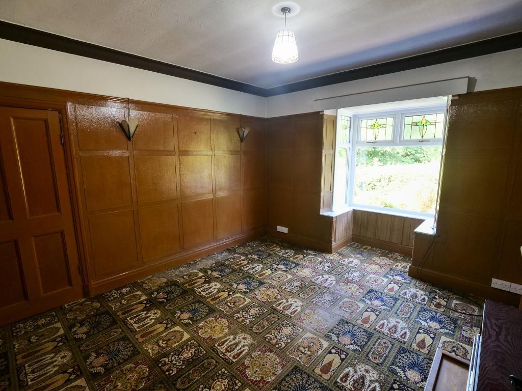 68 Middleton Road photo 4