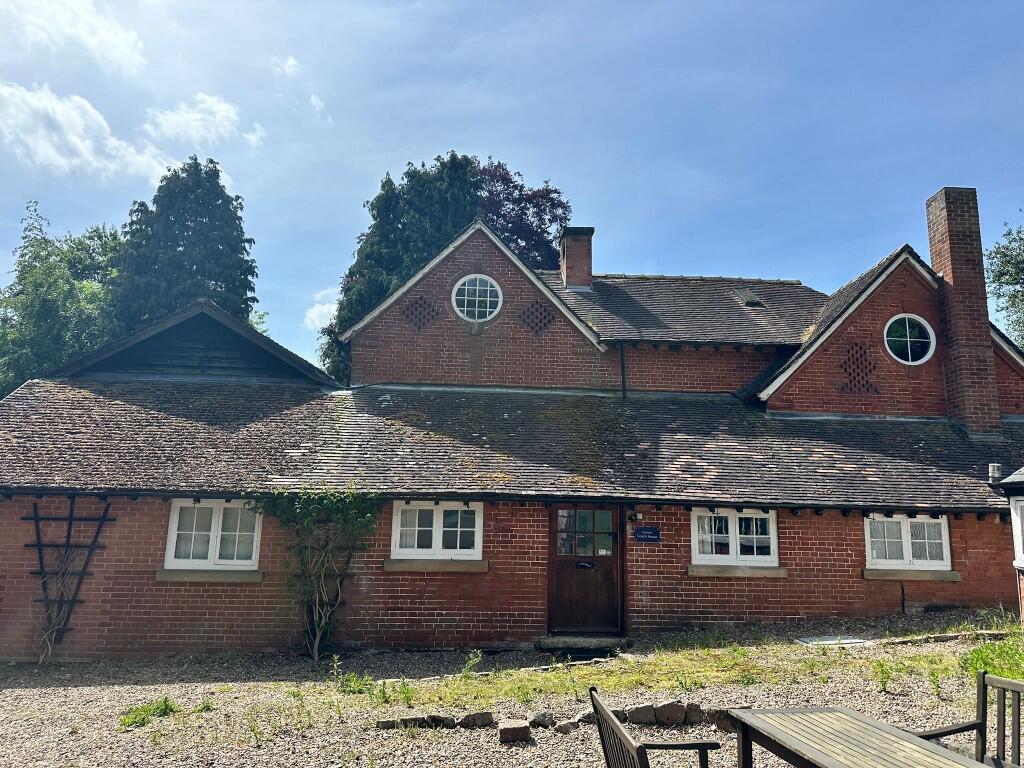 Main image of property: Loughborough Road, LE12