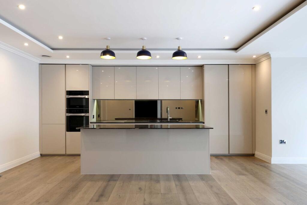 Apartment in Hemel Hempstead, Penn - View 4