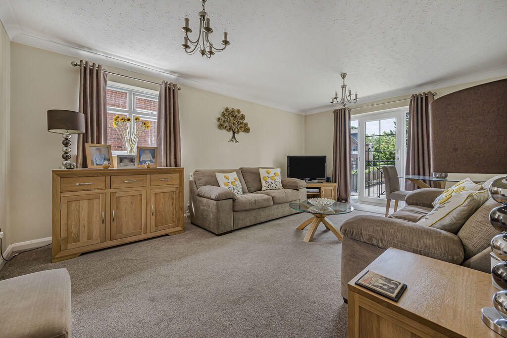 Apartment in London - View 3
