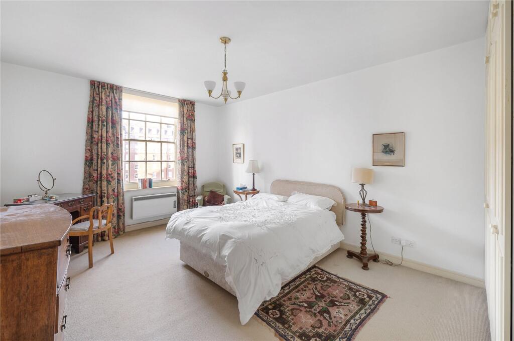 Apartment in London - View 4