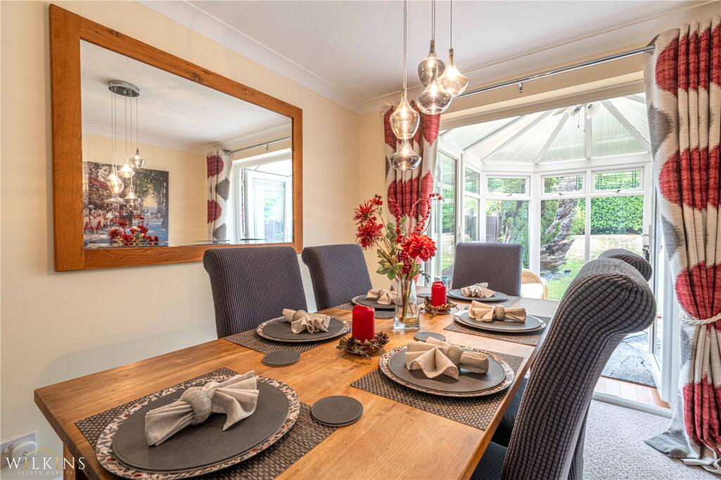 House in Tamworth, Staffordshire - More