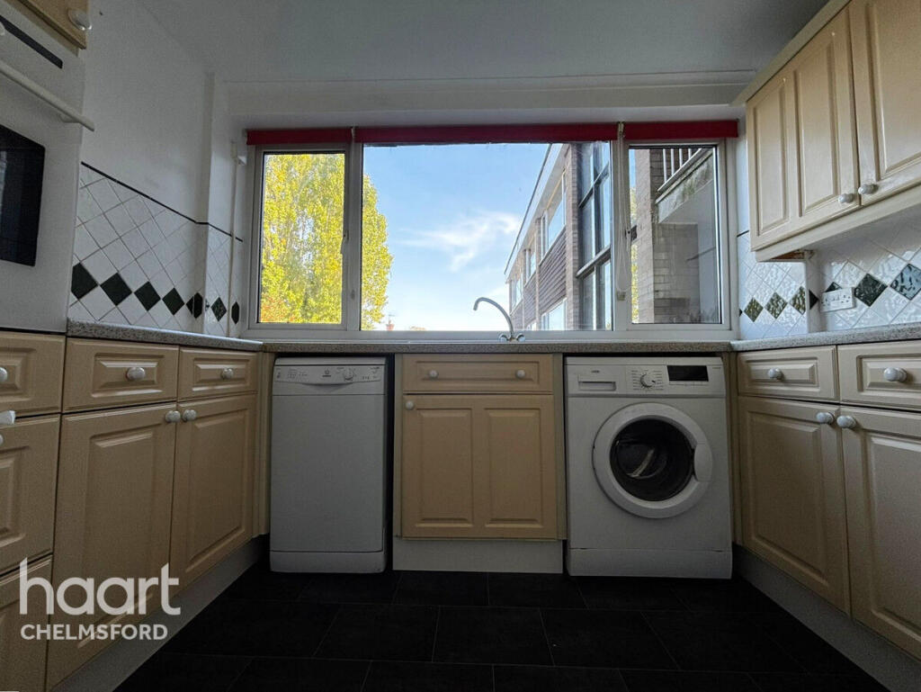 Apartment in Chelmsford, Great Baddow - More