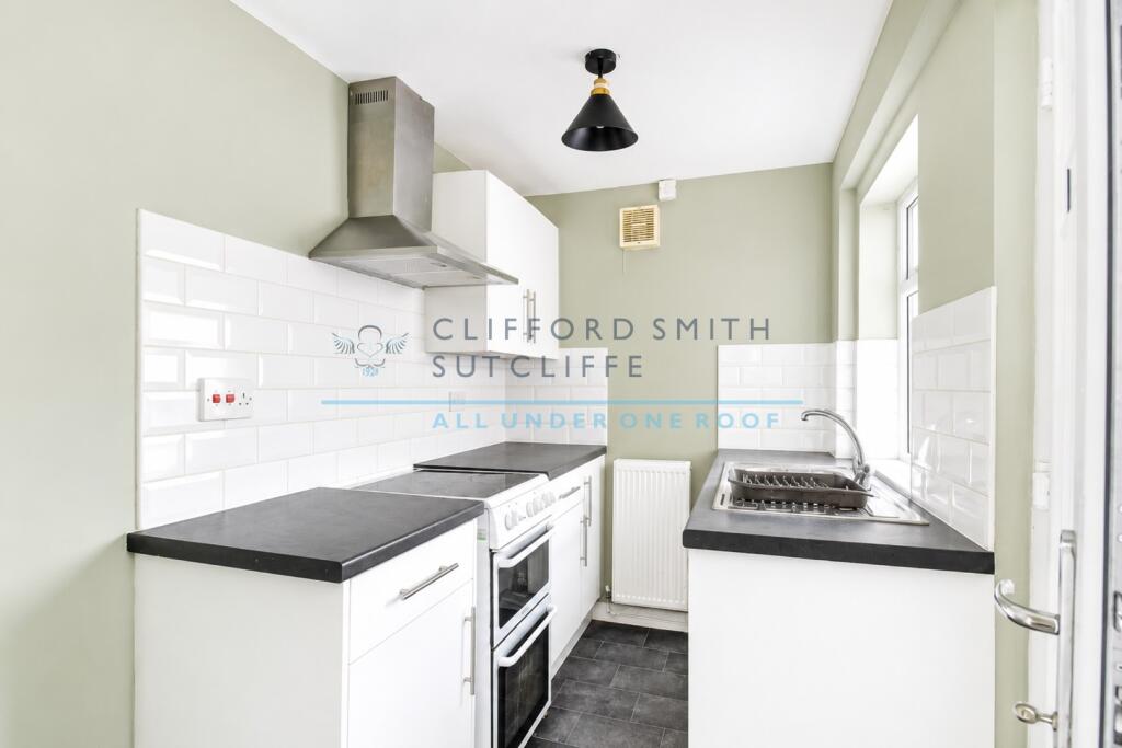 House in Burnley, Lancashire - View 5