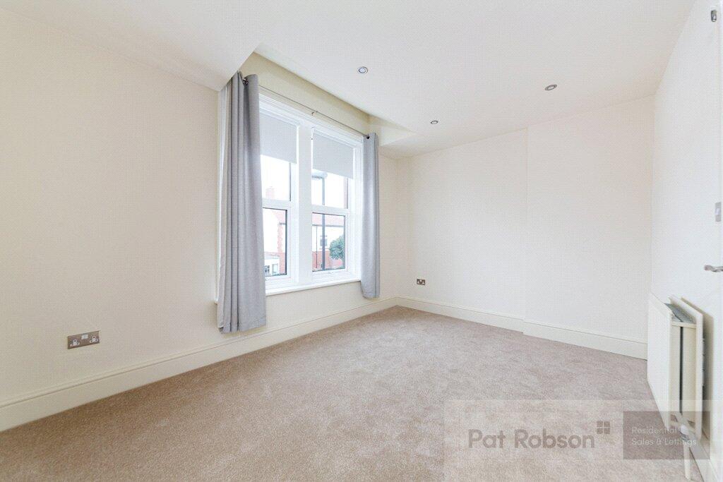 House in Newcastle upon Tyne - View 4