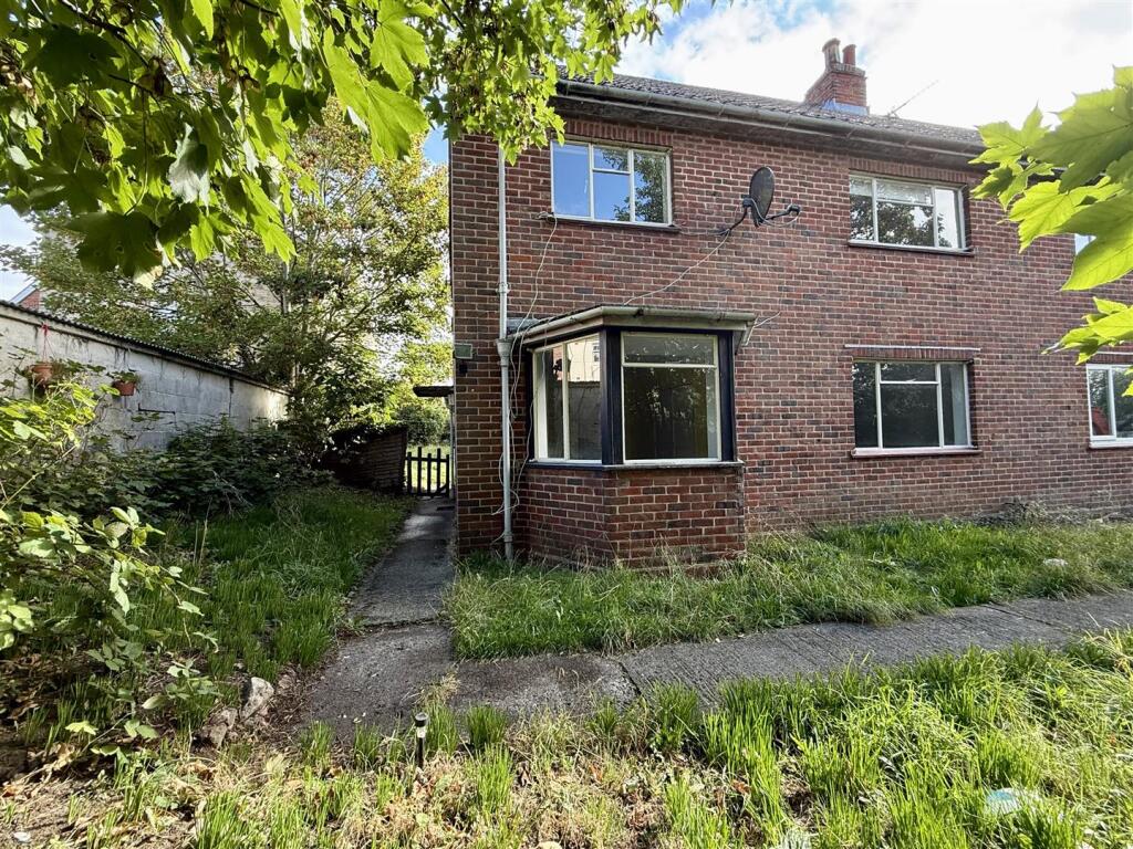Main image of property: Polebarn Road, Trowbridge