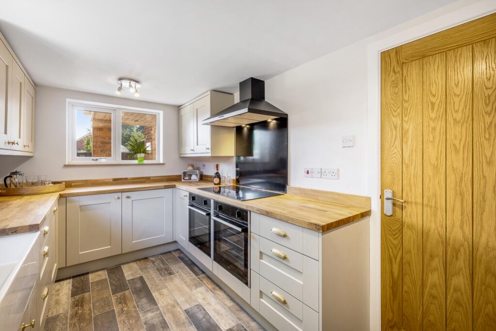 Halton Fenside, Halton Holegate, Spilsby, PE23  photo 2