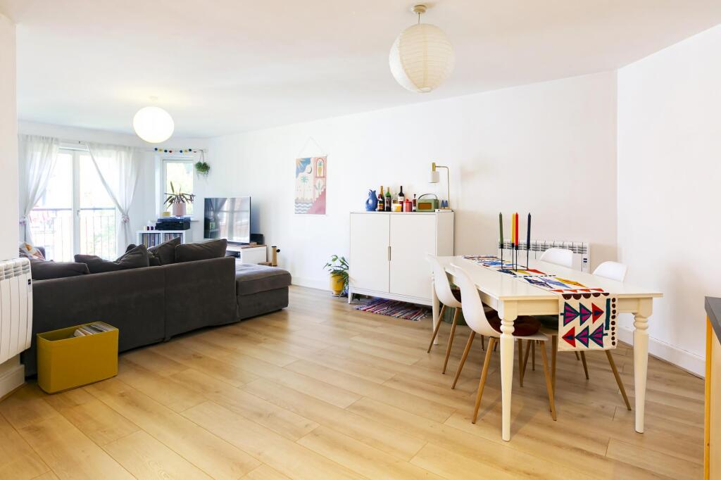 Main image of property: Heron House, Brinkworth Terrace, York, YO10 3DE