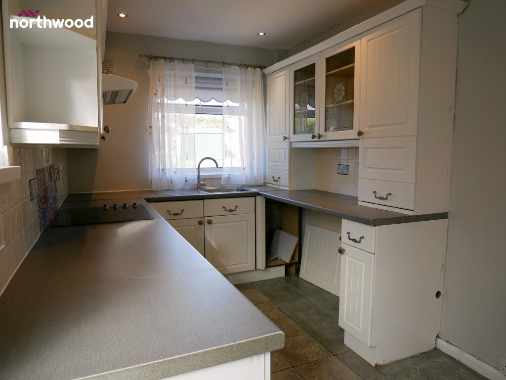 House in Wrexham, Penycae - View 4