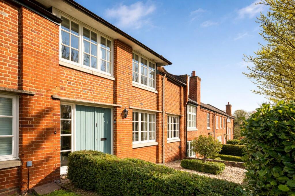 Main image of property: Devey Way, Goldings