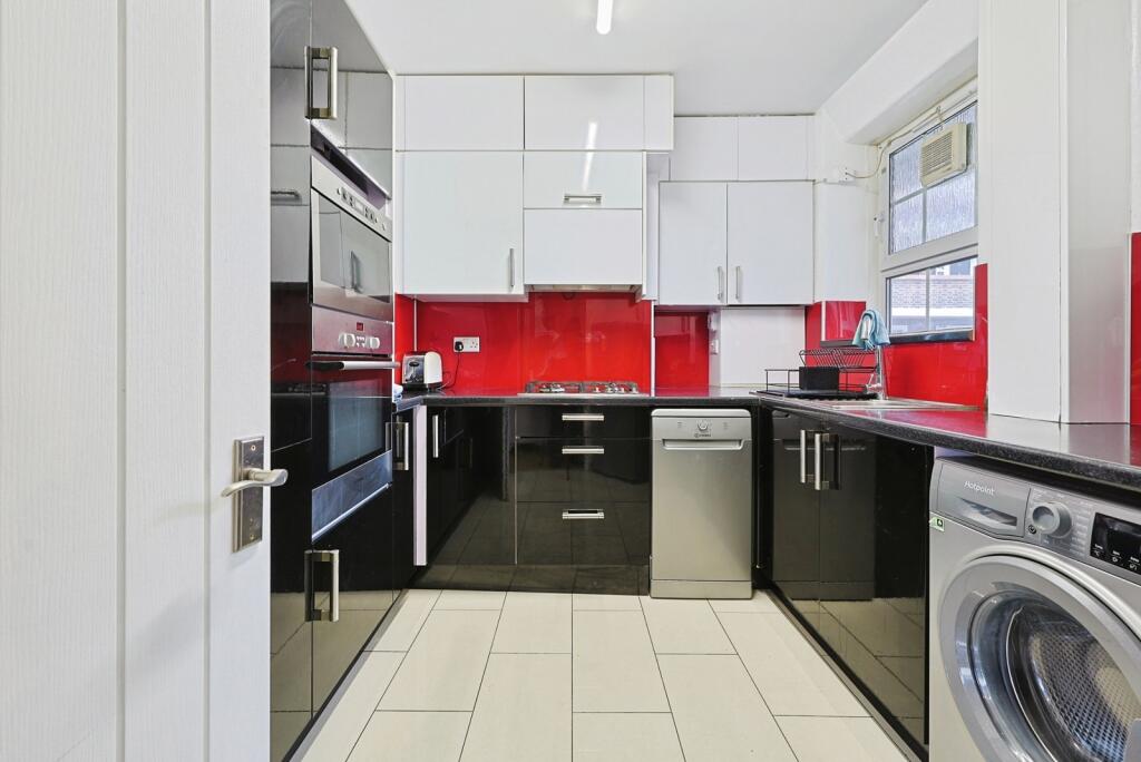 Main image of property: Albion Avenue, London, SW8