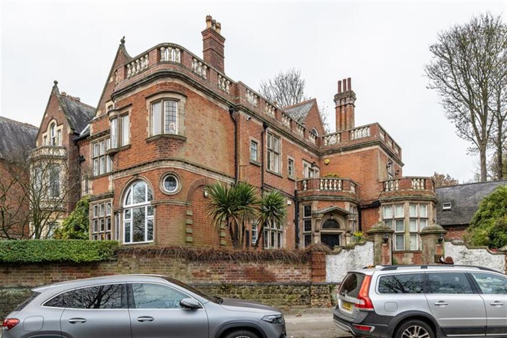 Main image of property: Newcastle Court, NG7
