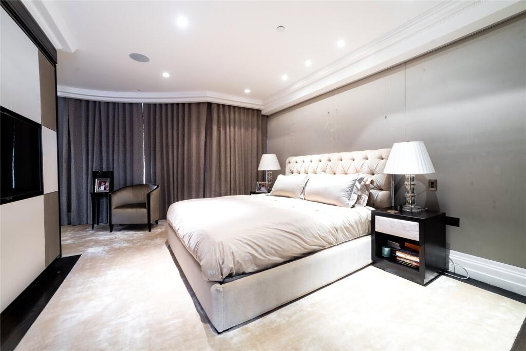 House in London - View 3