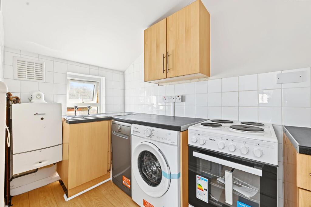 Apartment in London - More