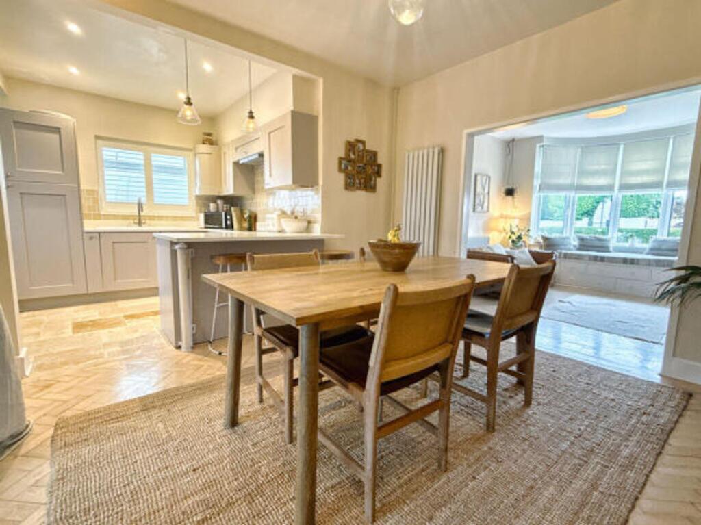 House in Bridgend - View 4