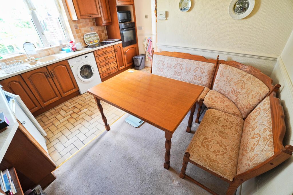 House in Leicester - View 5