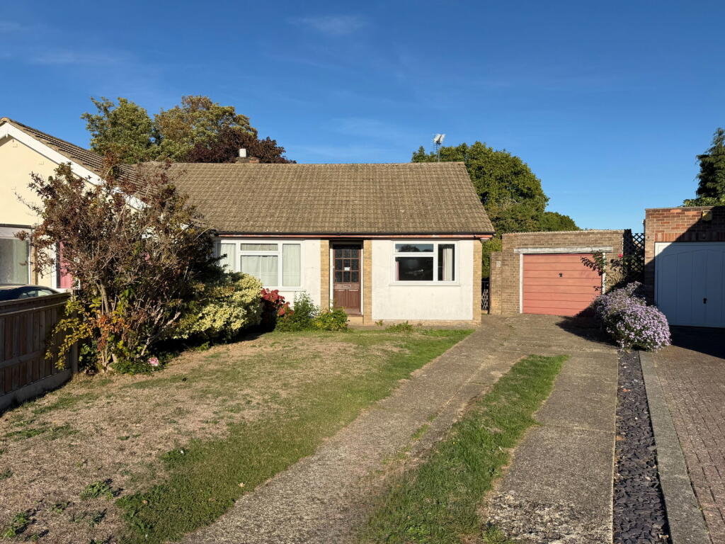 Main image of property: An Extended Property On A Corner Plot In A Wigmore Location - Lakewood Drive