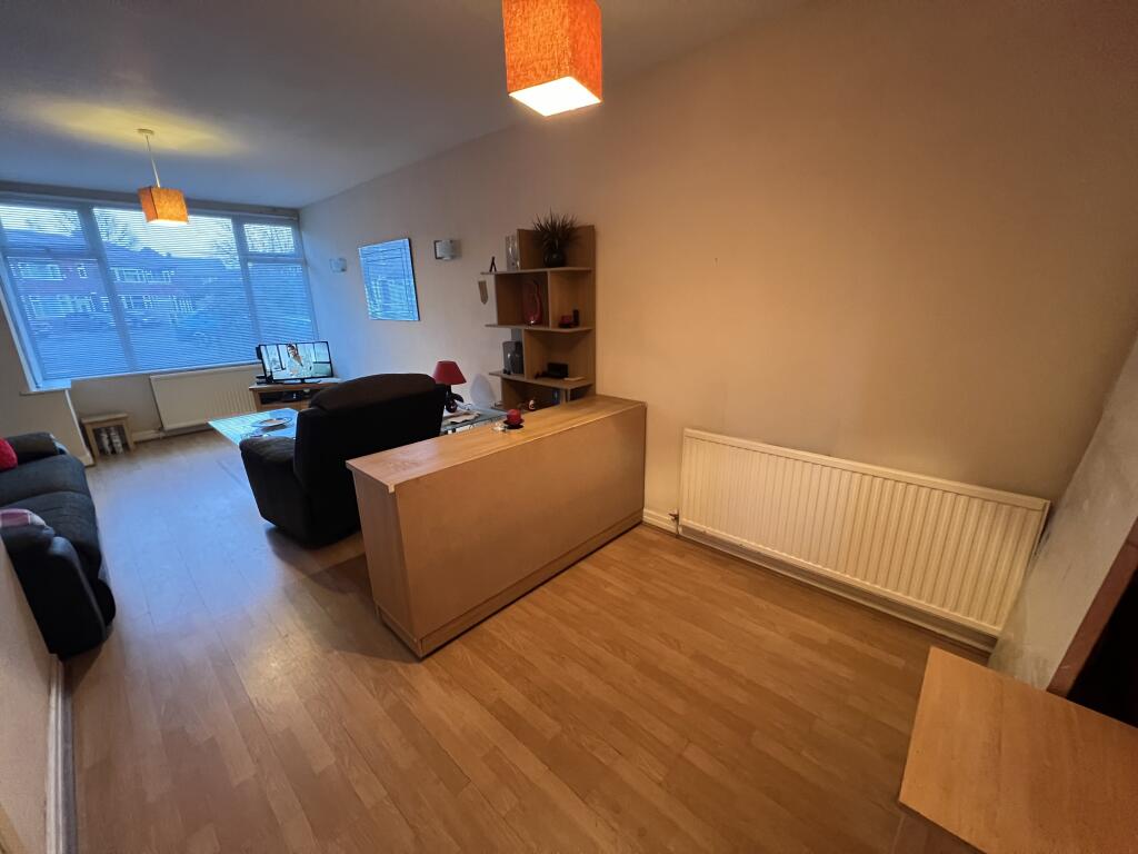 , Belvedere Avenue, Reddish photo 4