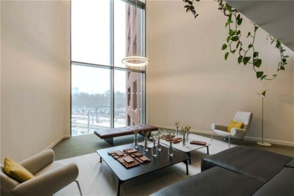 Main image of property: Tapestry Apartments, Canal Reach, Kings Cross, London N1C