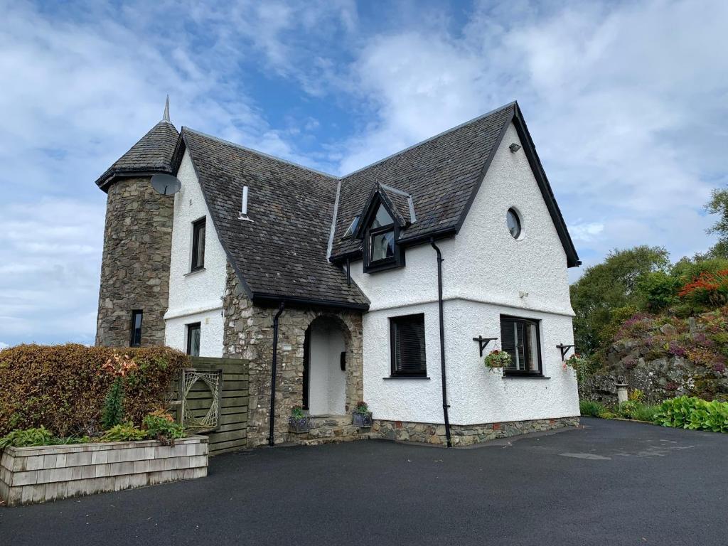 Main image of property: Corrie House, Craobh Haven, Argyll And Bute
