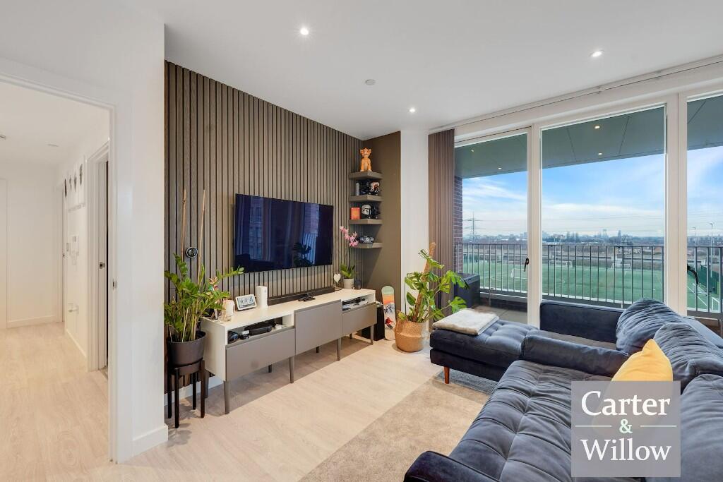 Apartment in Ilford - View 2