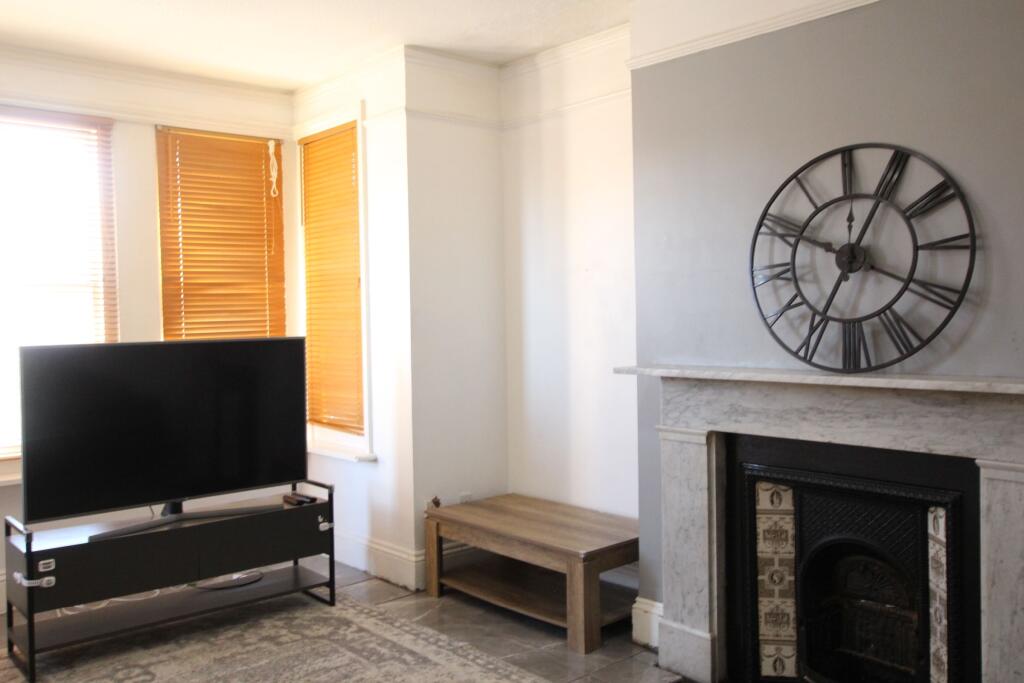 Main image of property: Flat 2 57 Enys Road