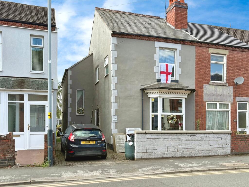 3-bed terraced on Park Road, Bedworth, Warwickshire, CV12, £250,000