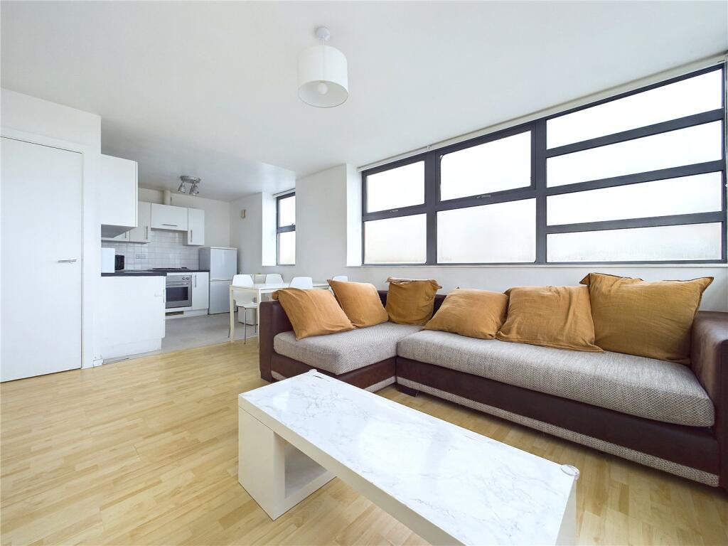 Apartment in London - View 2