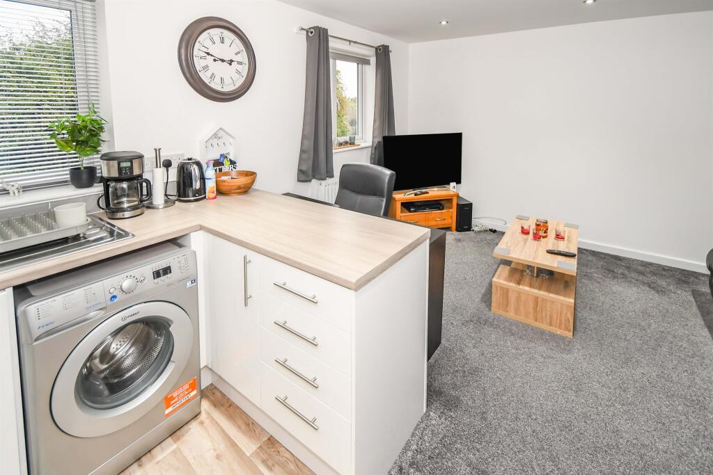 Apartment in North Kesteven, Washingborough - View 5