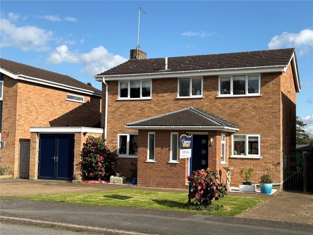 Main image of property: High Stack, LONG BUCKBY, Northamptonshire, NN6