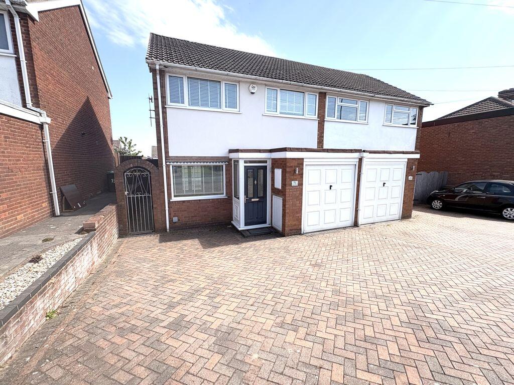 Main image of property: Elmtree Road, Streetly, Sutton Coldfield, B74 3RZ